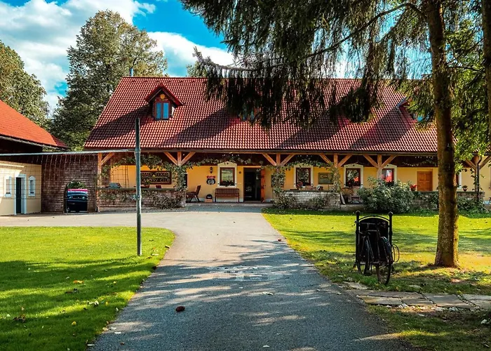 Areal Maly Texas Bed & Breakfast Rychnov nad Kneznou photo