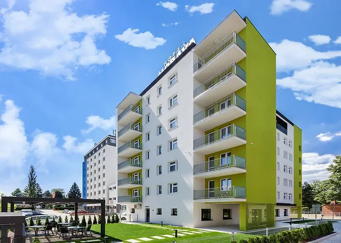Hotel Morava Otrokovice photo