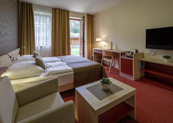 Peras Wellness Hotel Ludvikov photo
