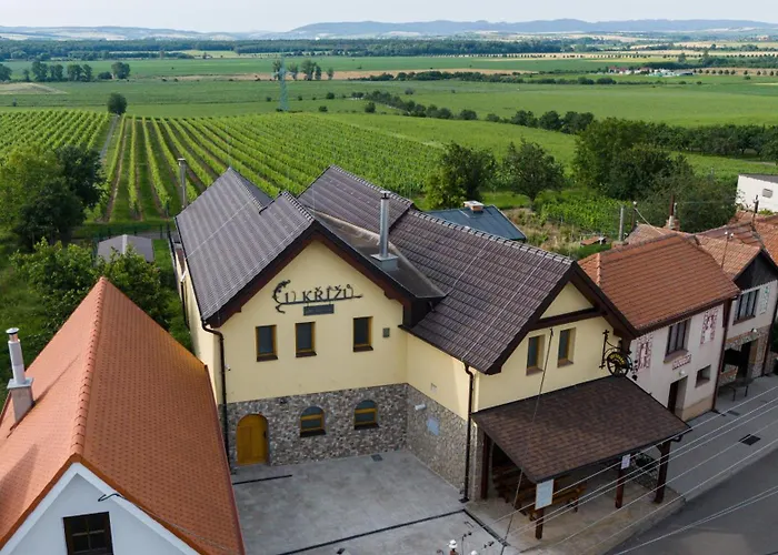 Vinny Sklep U Krizu Milotice photo