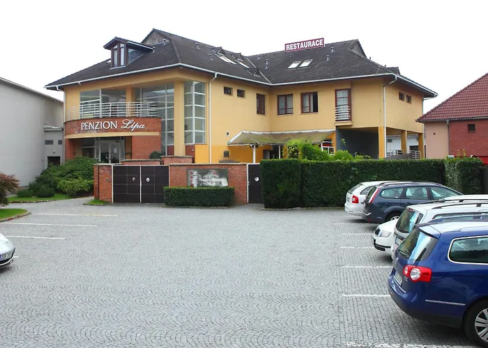 Penzion Lipa Otrokovice photo