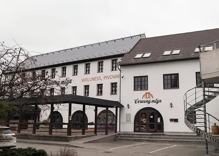 Cerveny Mlyn Hotel Tisnov photo