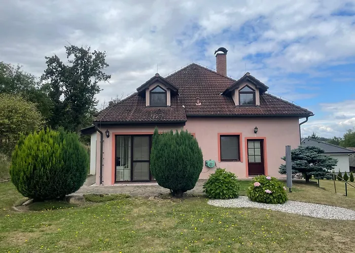 Rodinny Dum Divisov U Benesova, Na Spravedlnosti 276 Vlašim Foto