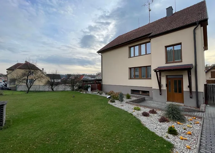 Modra Ubytovani U Zastavky תמונה