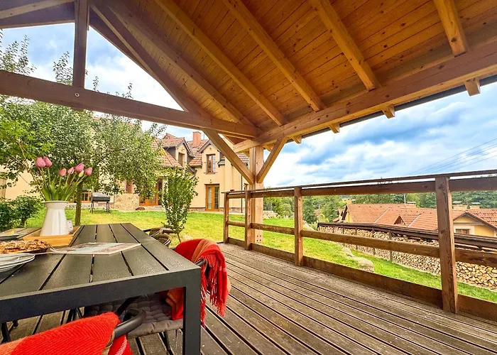 Stylova Lodge S Vlastnim Koupanim & Pergolou Varvažov képek