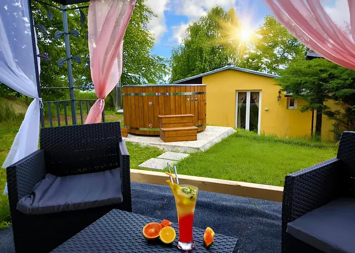 Фото Ranch 66 - Wellness Chata Arizona Ve Stylu Divokeho Zapadu S Koupacim Sudem A Saunou Тршице