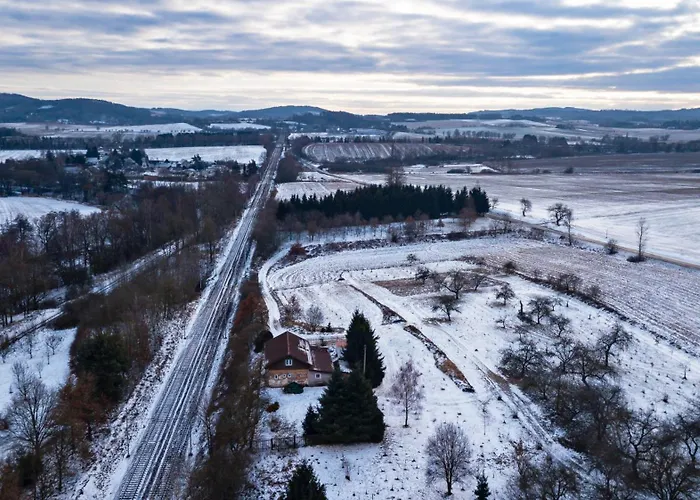 Na Samote U Trate photo