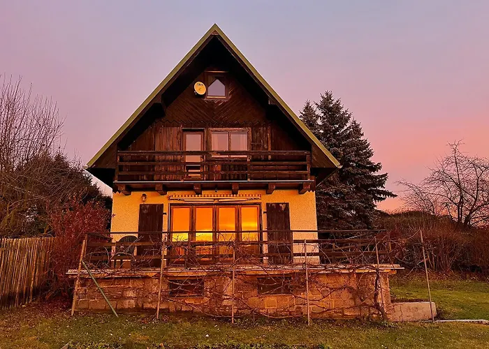 Chata v Kamenném Přívozu Kamenny Privoz fotorgafie