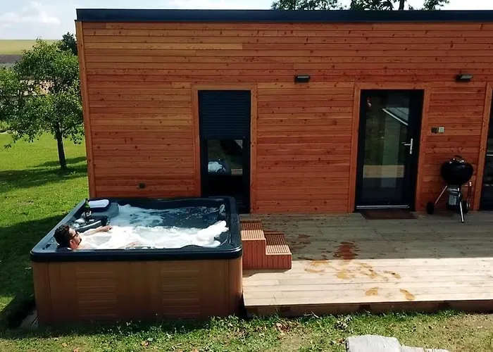 صورة Glamping Toscimra - Cozy Modern Cottage In Moravia Nový Jičín