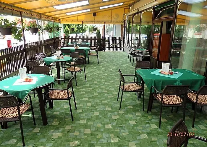 Hotel Morava Jevicko Velke Opatovice photo