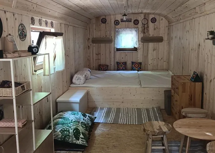 صورة فندق Maringotka Pod Hvozdem Spesov
