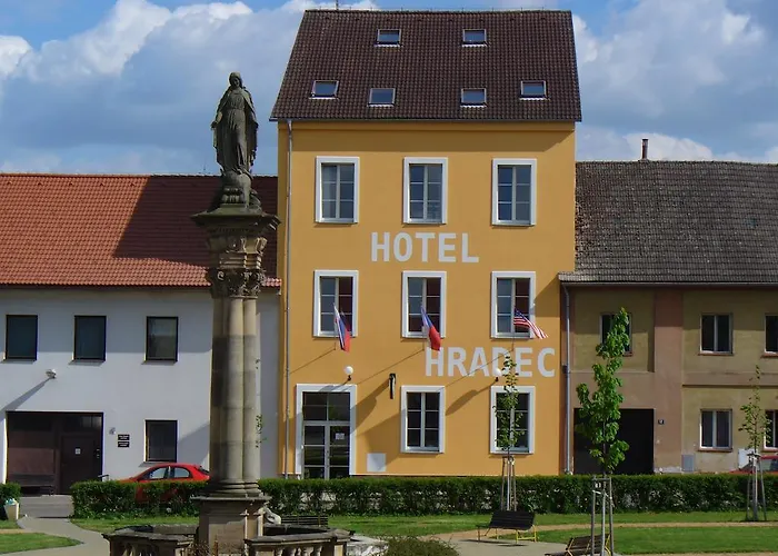 Hotel Hradec Mlázovice fotorgafie