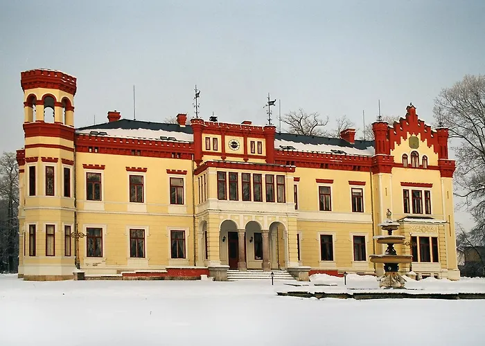 Zamek Mostov Hotel képek