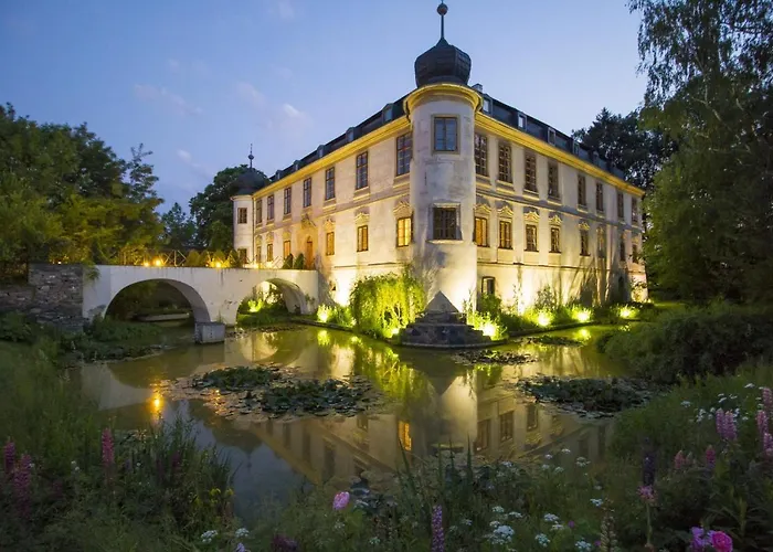 Chateau Trebesice Kutná Hora foto